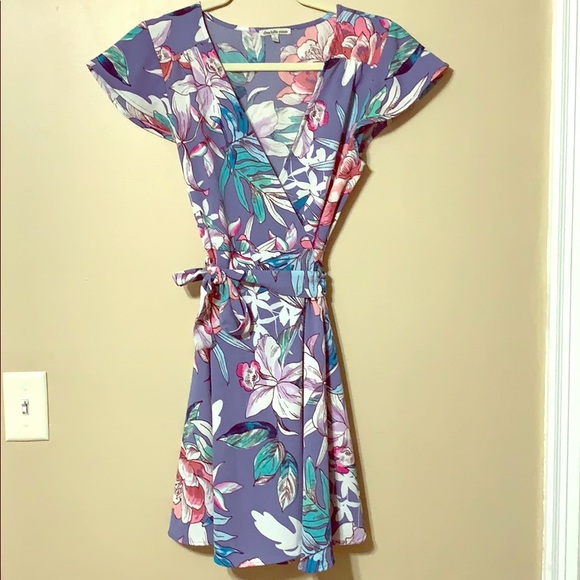 Charlotte Russe Dresses & Skirts - Charlotte Russe Wrap Dress